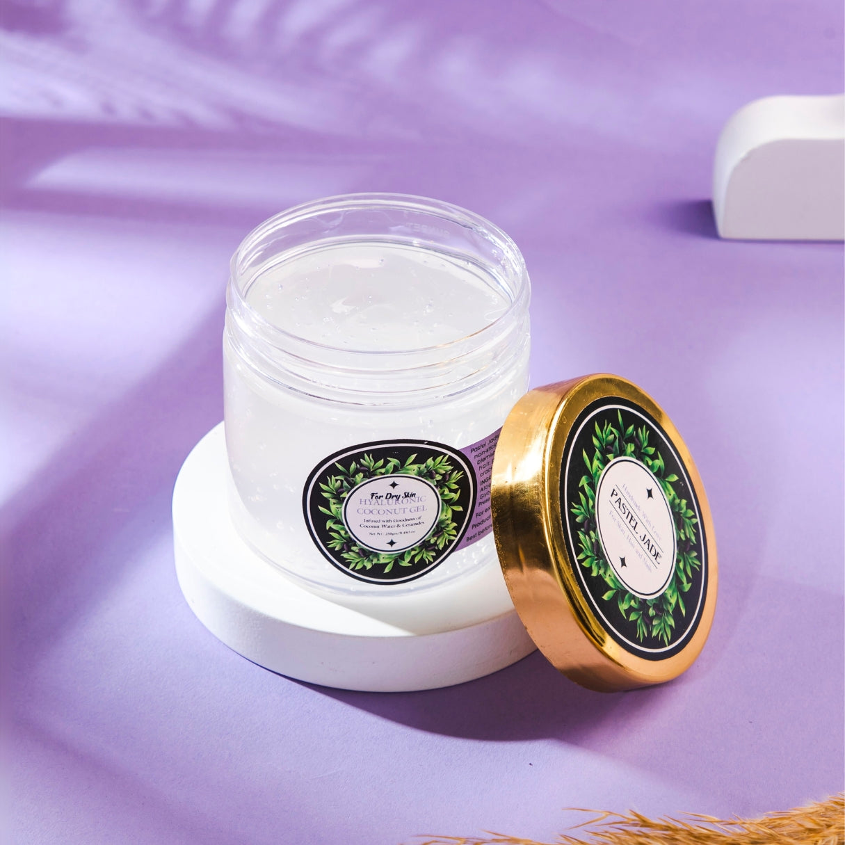 Hyaluronic Coconut Gel Dry Skin 250 gm